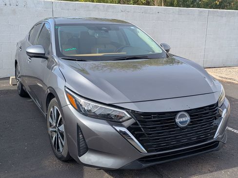 Used 2024 Nissan Sentra SV w/ SV Premium Package FWD image 4