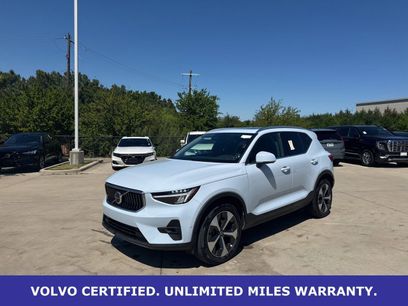 Certified 2025 Volvo XC40 B5 Plus