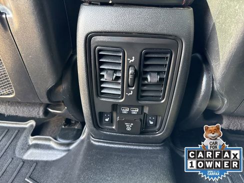Certified 2022 Dodge Durango R/T AWD/4WD image 12