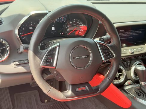 Used 2023 Chevrolet Camaro SS RWD image 17