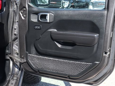 Used 2020 Jeep Wrangler Unlimited Rubicon AWD/4WD image 44