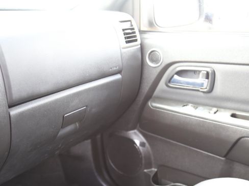 Used 2008 GMC Canyon SLE image 16