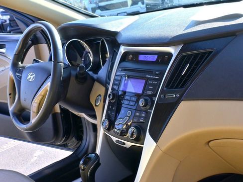 Used 2013 Hyundai Sonata Limited image 26