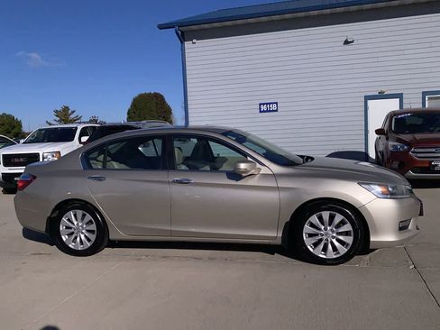 Used 2015 Honda Accord EX-L image 7