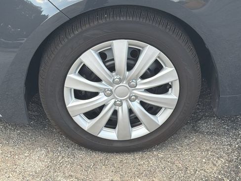 Used 2025 Toyota Corolla LE FWD image 11