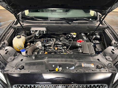 Used 2023 Lincoln Nautilus Reserve w/ Luxury Package image 21