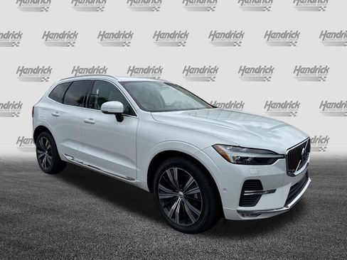 Used 2023 Volvo XC60 B5 Plus AWD/4WD image 2