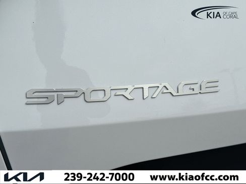 New 2026 Kia Sportage EX image 11