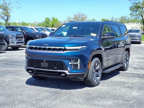 New 2026 Jeep Grand Wagoneer 4WD image 2