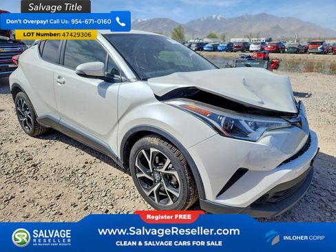 Used 2019 Toyota C-HR XLE image 5
