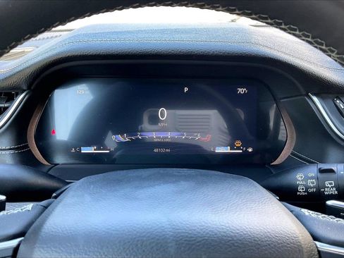 Used 2024 Jeep Grand Cherokee L Limited w/ Luxury Tech Group II image 11