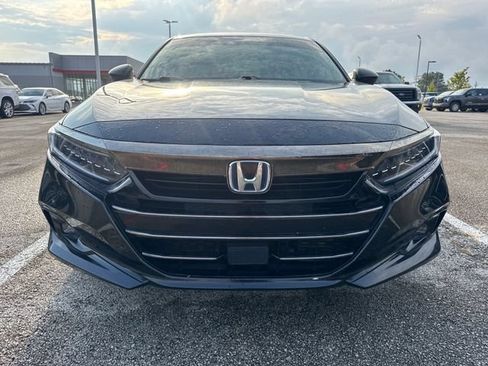 Used 2022 Honda Accord Sport image 2