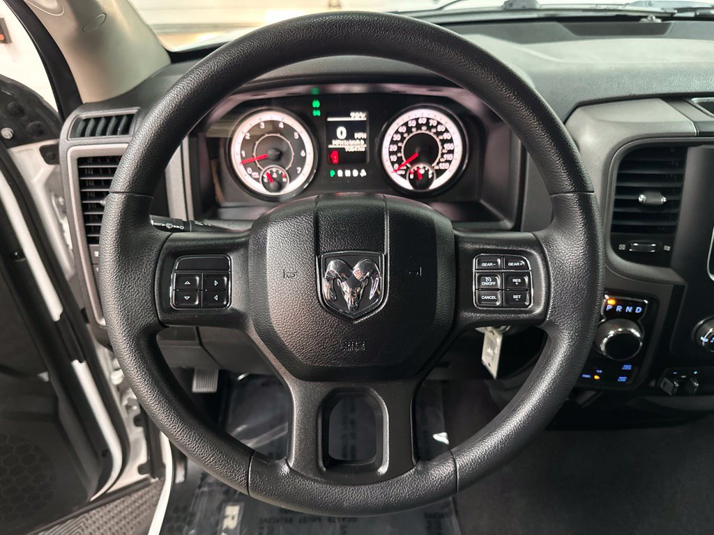 Used 2019 RAM 1500 Express AWD/4WD image 14