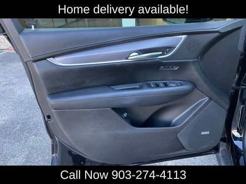 Used 2018 Cadillac XT5 Premium Luxury image 12