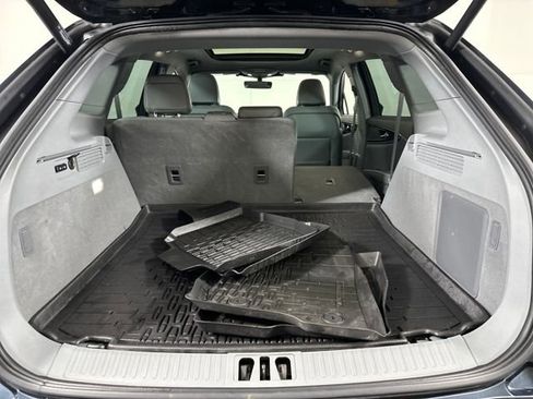 Used 2022 Lincoln Nautilus Reserve image 26