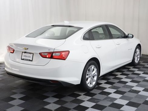 Used 2023 Chevrolet Malibu LT FWD image 18