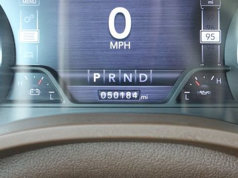 Used 2019 RAM 1500 Laramie AWD/4WD image 30
