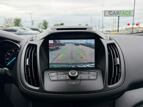 Used 2018 Ford Escape SE w/ SE Sync 3 Package AWD/4WD image 34
