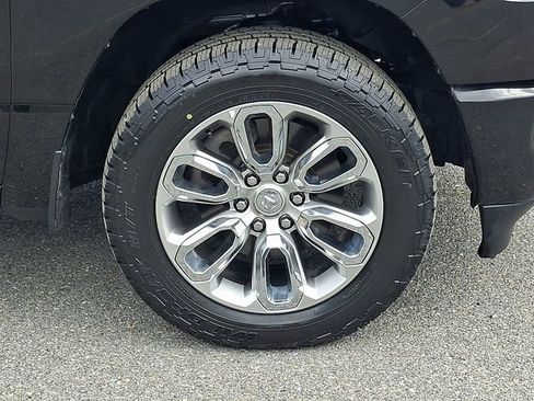 Used 2023 RAM 1500 Laramie AWD/4WD image 8