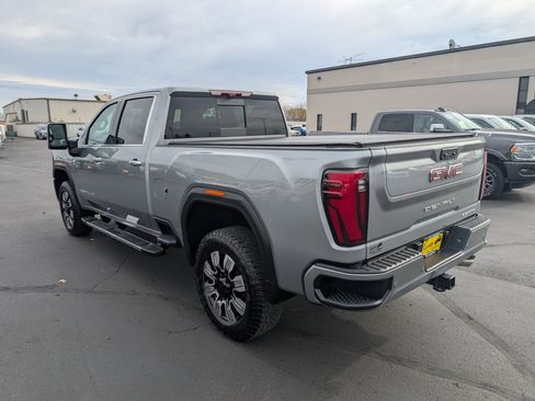 Used 2025 GMC Sierra 2500 Denali w/ Denali Reserve Package image 6