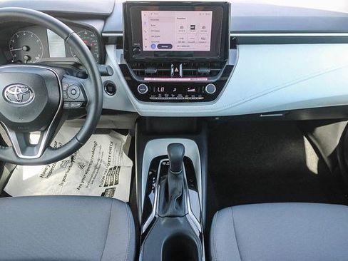 Used 2025 Toyota Corolla SE FWD image 13