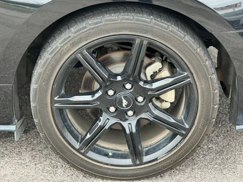 Used 2019 Ford Mustang Coupe w/ Equipment Group 101A RWD image 22