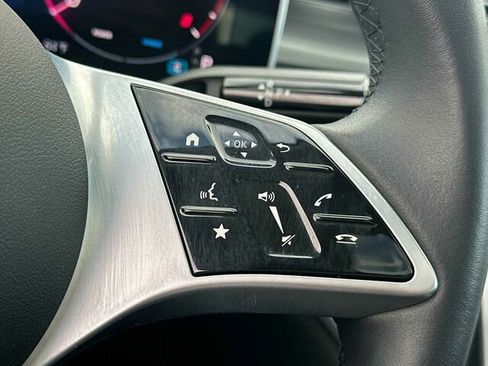 Used 2025 Mercedes-Benz C 300 Sedan image 30