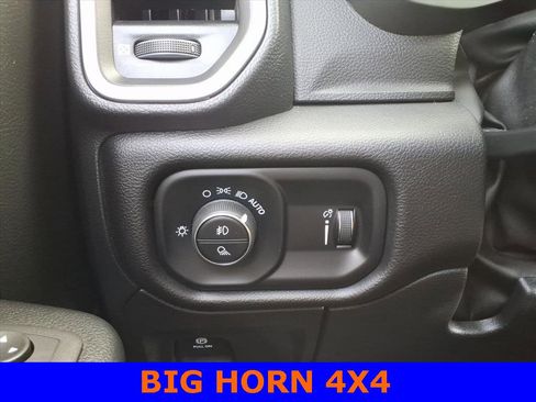 Used 2023 RAM 1500 Big Horn image 12