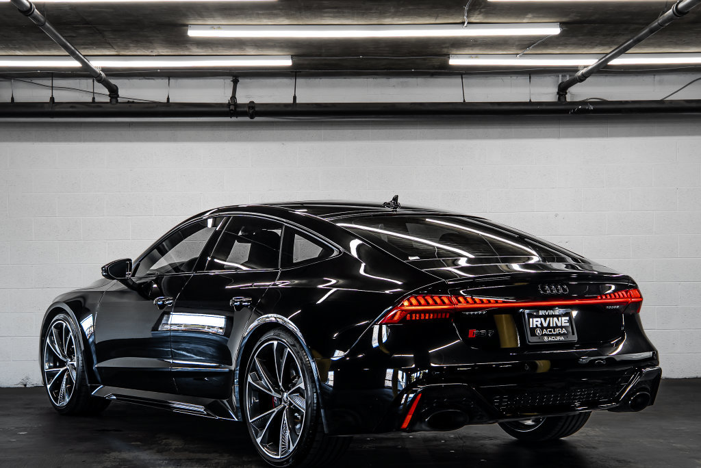 Used 2022 Audi RS 7 Sportback w/ Black Optic Package AWD/4WD image 3