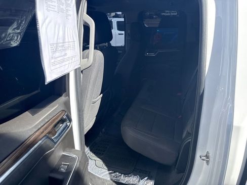 Used 2022 Chevrolet Silverado 1500 LT w/ Protection Package image 10