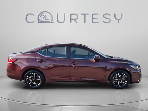 Certified 2024 Nissan Sentra SV FWD image 8
