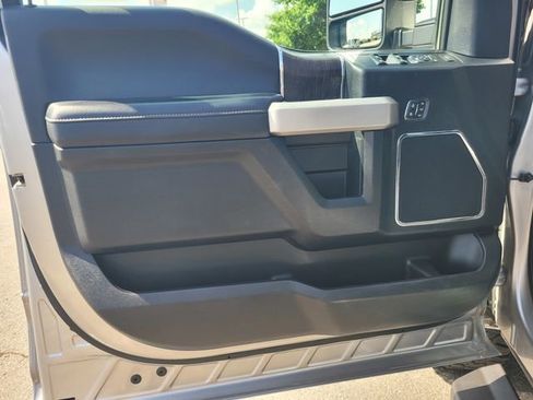 Used 2020 Ford F350 Lariat w/ Lariat Ultimate Package AWD/4WD image 18