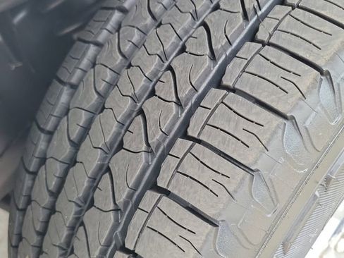 Certified 2018 Ford F150 XL w/ Equipment Group 101A Mid image 23