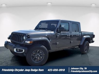 New 2025 Jeep Gladiator Sport