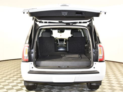 Used 2020 GMC Yukon SLT AWD/4WD image 41