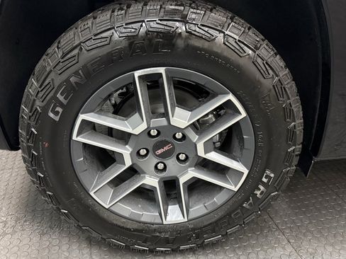 New 2026 GMC Terrain AT4 w/ Convenience Package III image 12