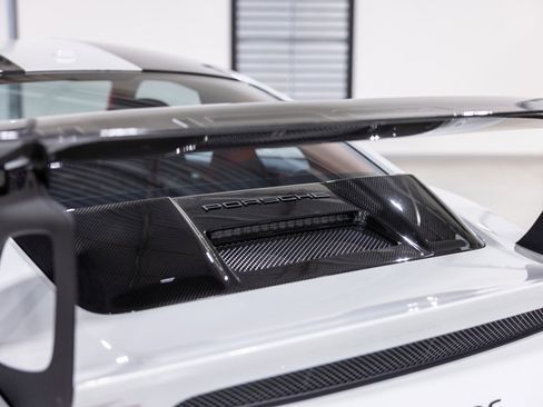 Used 2018 Porsche 911 GT2 RS image 16