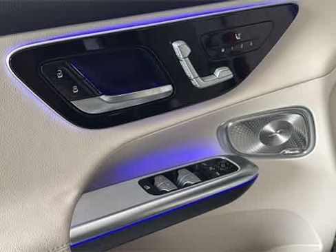 Certified 2025 Mercedes-Benz GLC 300 4MATIC image 25