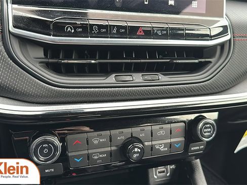 Used 2024 Jeep Compass Trailhawk image 21