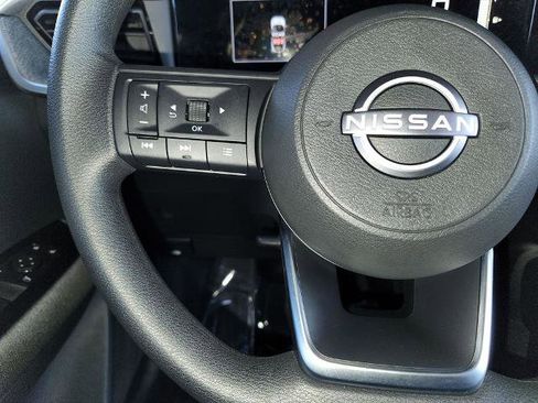 Certified 2025 Nissan Kicks SV image 23