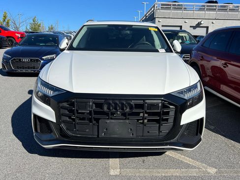Used 2023 Audi Q8 Premium Plus w/ Premium Plus Package image 2