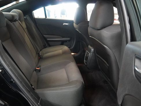 Used 2018 Dodge Charger R/T Scat Pack image 27