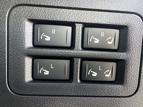 New 2026 Nissan Armada PRO-4X w/ Captain's Chari Seat Package image 33