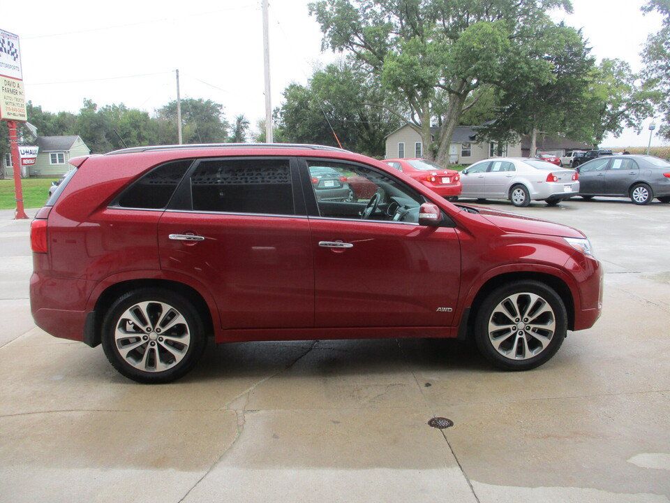 Used 2014 Kia Sorento SX w/ 3rd Row Package AWD/4WD image 2