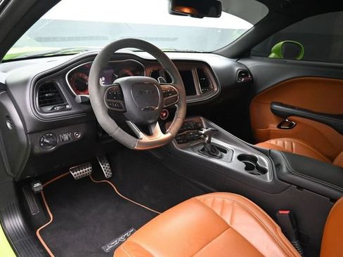 Used 2023 Dodge Challenger SRT Hellcat RWD image 12