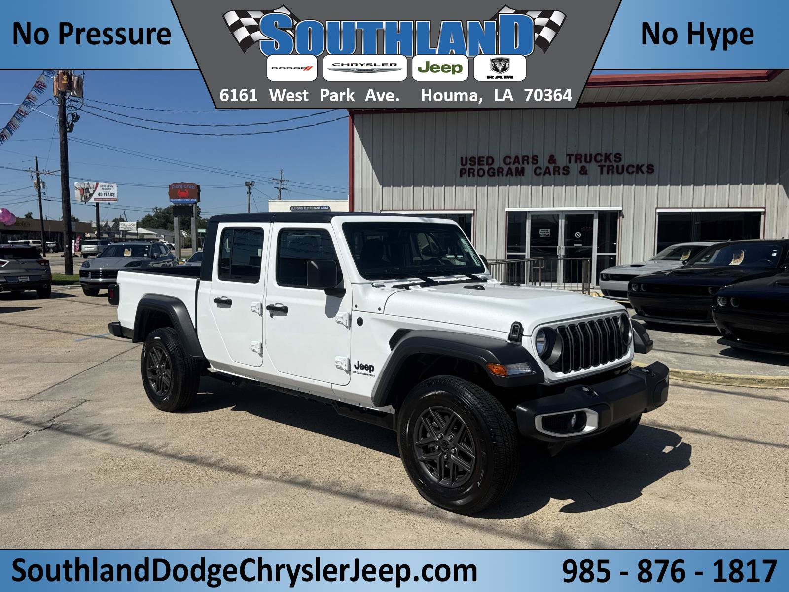 Used 2026 Jeep Gladiator Sport AWD/4WD image 1