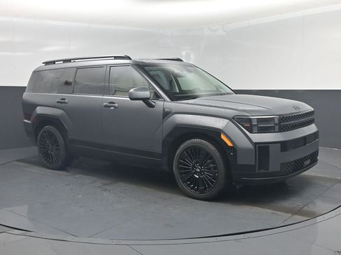 Used 2025 Hyundai Santa Fe Calligraphy image 1