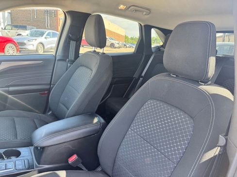 Used 2023 Ford Escape Active AWD/4WD image 9