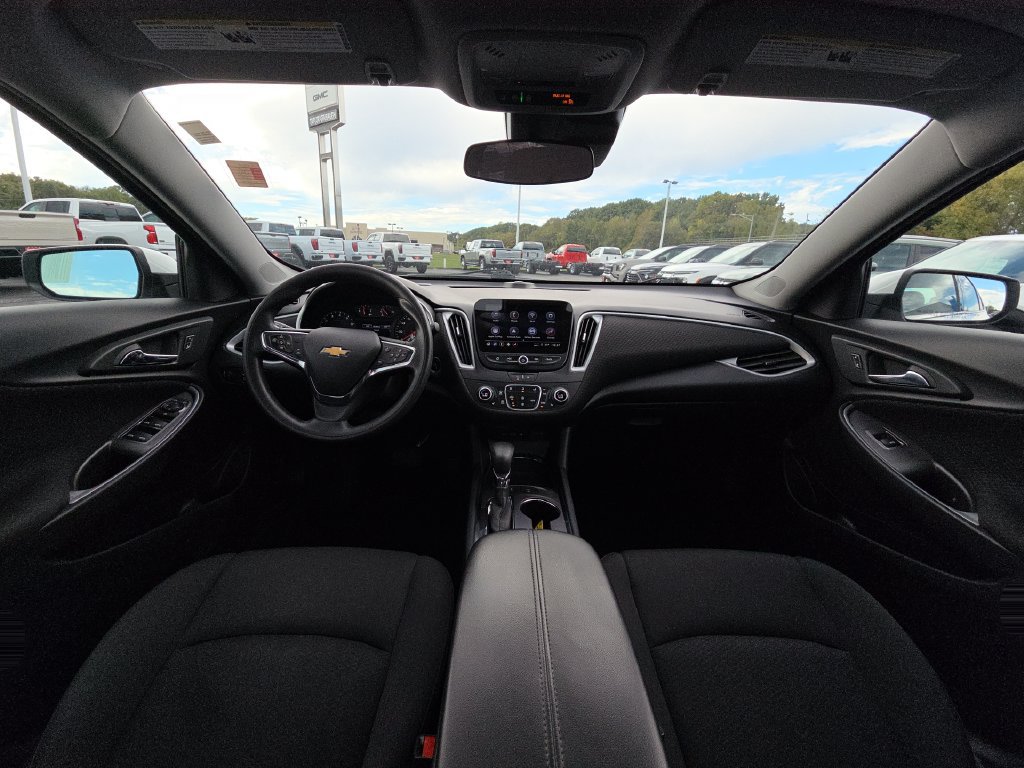Used 2024 Chevrolet Malibu LT FWD image 29