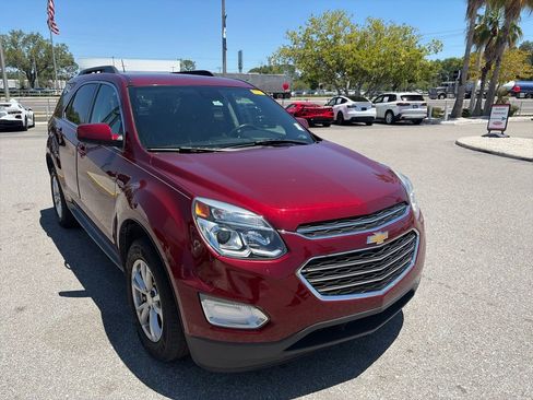 Used 2017 Chevrolet Equinox LT w/ Convenience Package FWD image 1
